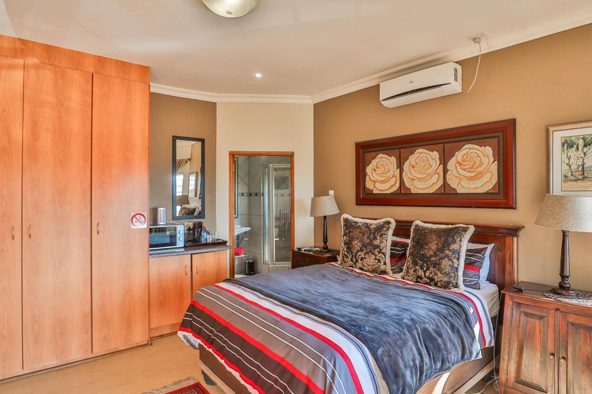 Sunset Ridge Guest House Rustenburg Exterior photo